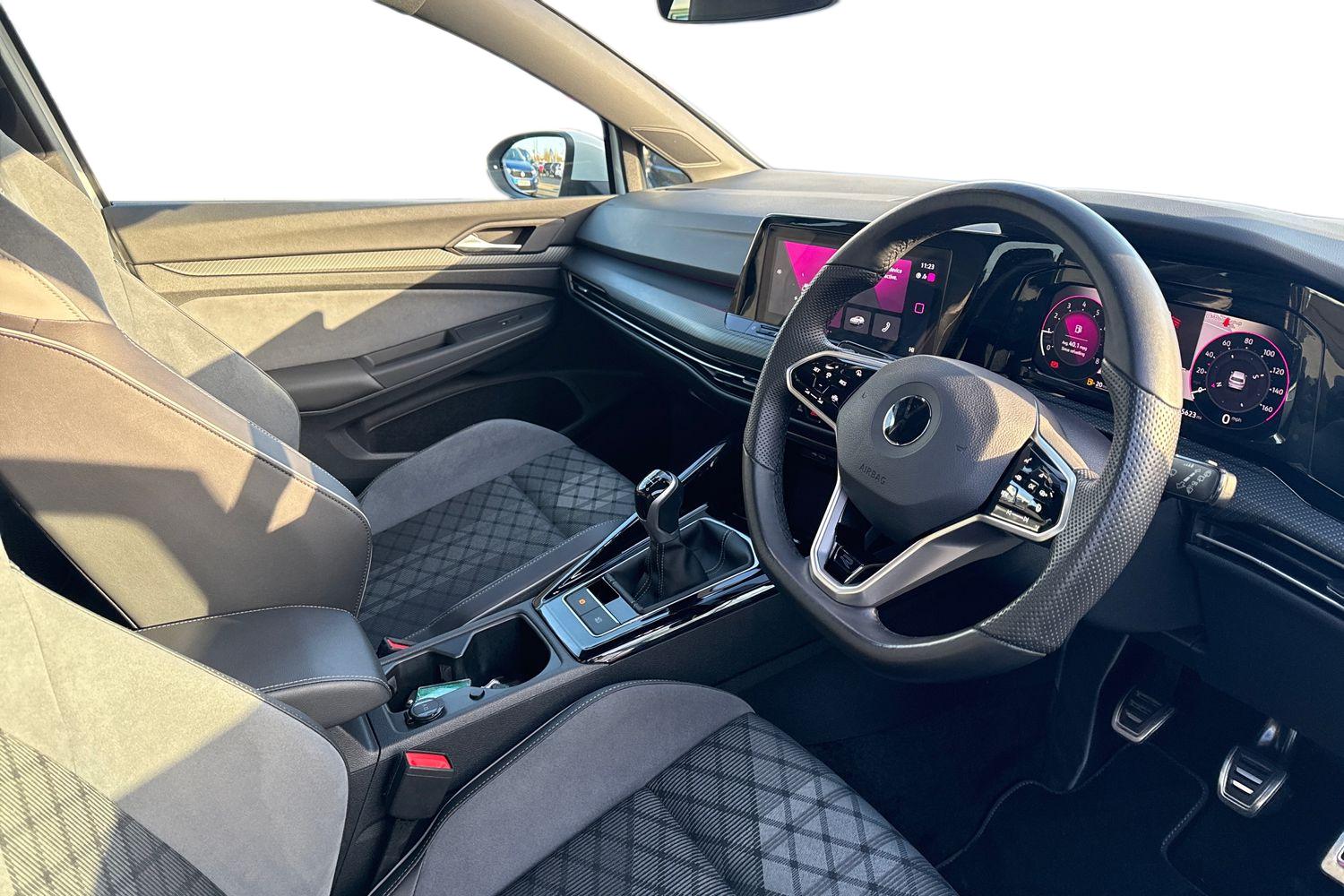 Used Volkswagen Golf 2023 for sale - 77135327: Photo 14