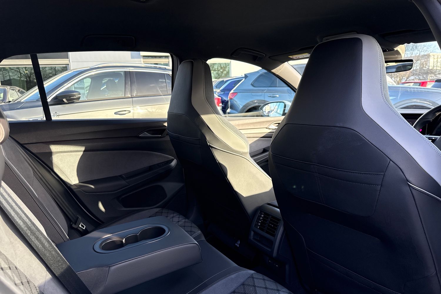 Used Volkswagen Golf 2023 for sale - 77135327: Photo 36