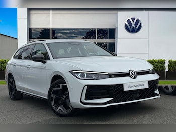 Used Volkswagen Passat 2025 for sale - 78668637: Photo