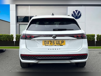 Used Volkswagen Passat 2025 for sale - 78668637: Photo
