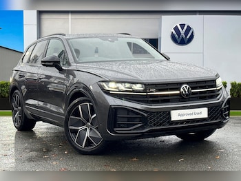 2025 - 3.0 V6 TDI 4Motion 286 Black Edition 5dr Tip Auto