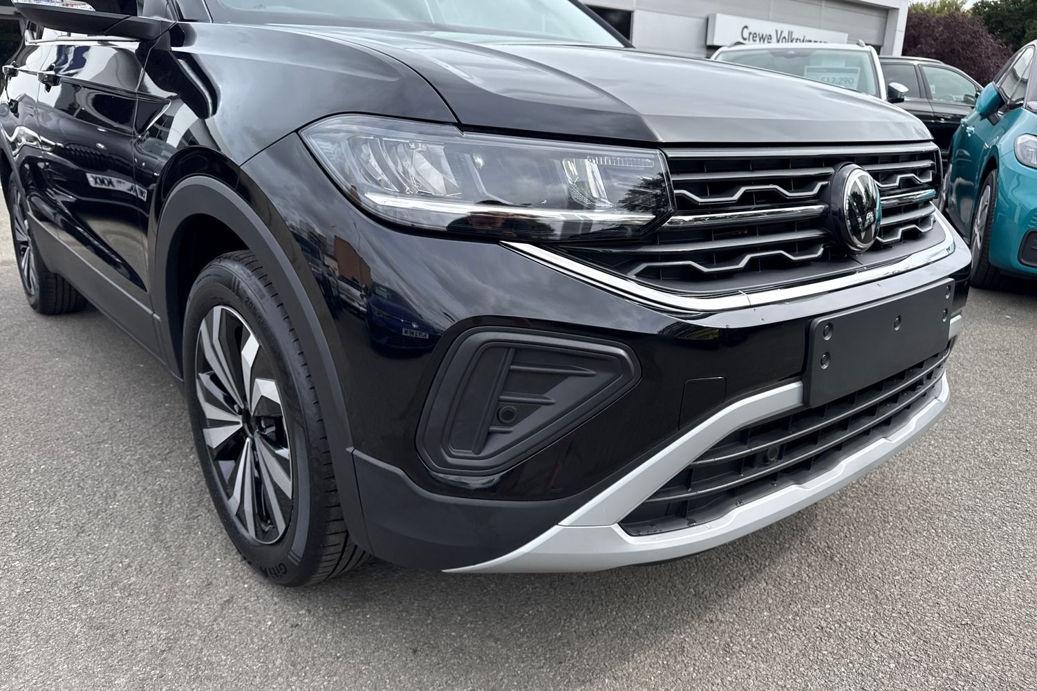 Used Volkswagen T-Cross 2025 for sale - 76711750: Photo 8