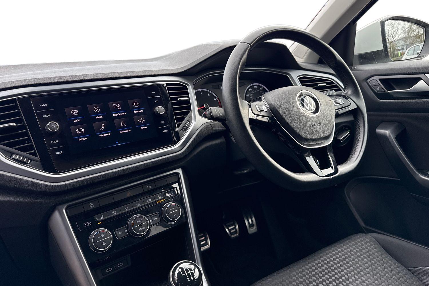 Used Volkswagen T-Roc 2022 for sale - 77649372: Photo 18