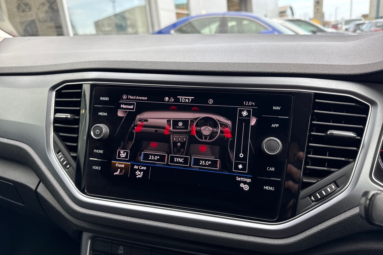 Used Volkswagen T-Roc 2022 for sale - 77649372: Photo 22