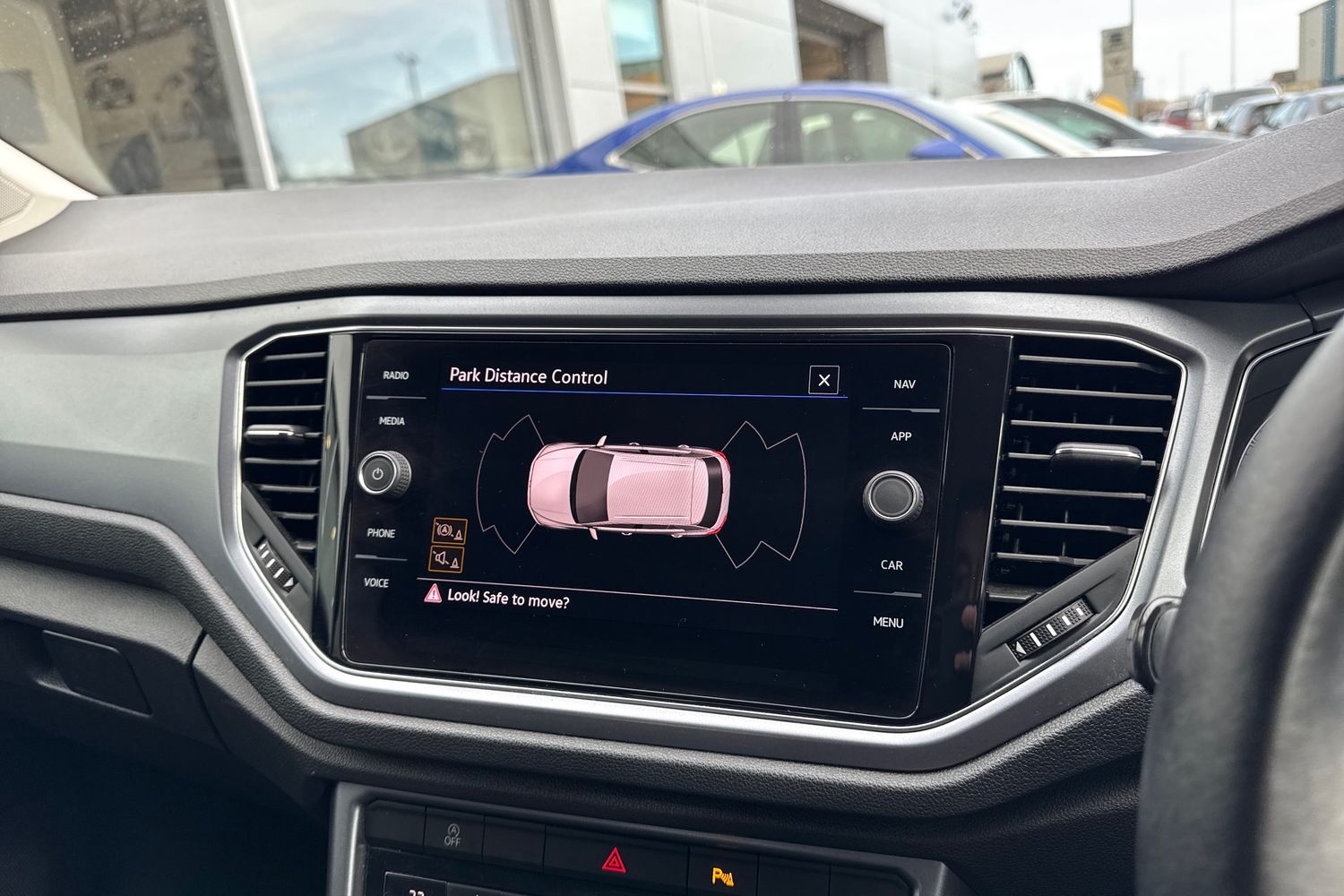 Used Volkswagen T-Roc 2022 for sale - 77649372: Photo 41