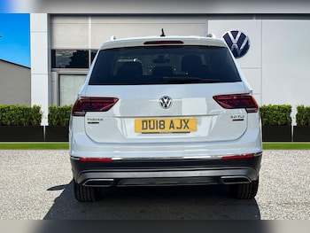 Used Volkswagen Tiguan Allspace 2018 for sale - 78365875: Photo