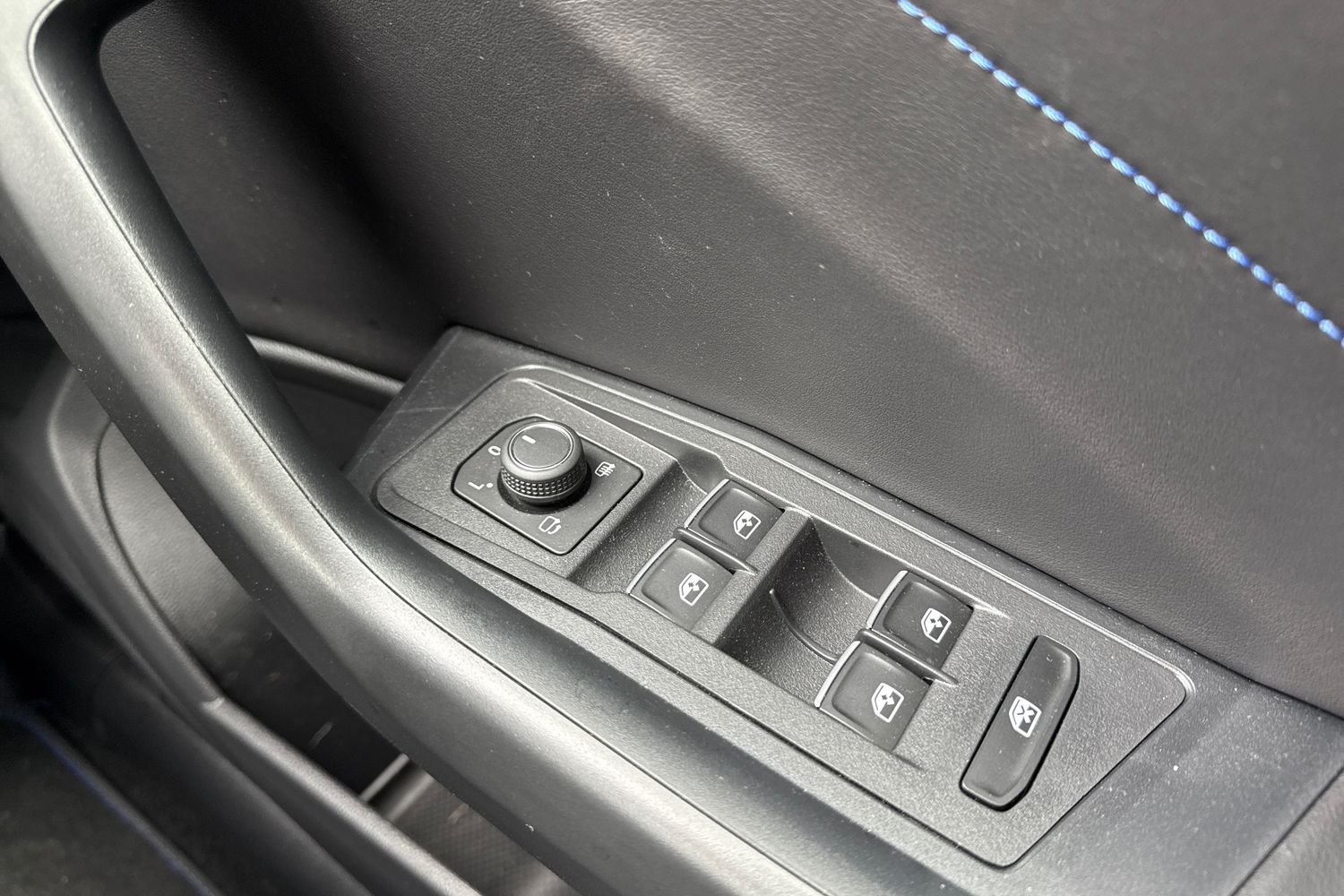 Used Volkswagen T-Roc 2024 for sale - 76090253: Photo 25