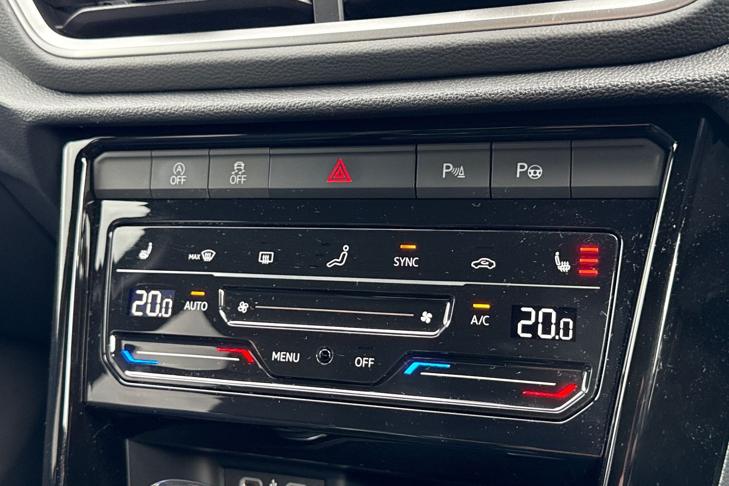 Used Volkswagen T-Roc 2024 for sale - 76090253: Photo 39