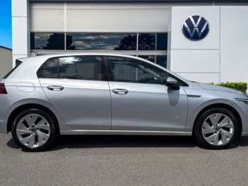 Used Volkswagen Golf 2020 for sale - 75137096: Photo