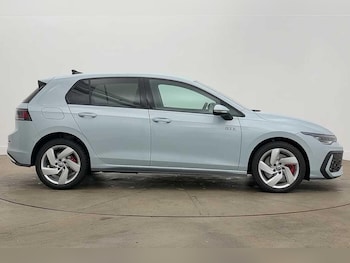 Used Volkswagen Golf 2026 for sale - 79241630: Photo