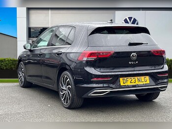 Used Volkswagen Golf 2023 for sale - 78043497: Photo
