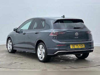 Used Volkswagen Golf 2026 for sale - 79082722: Photo
