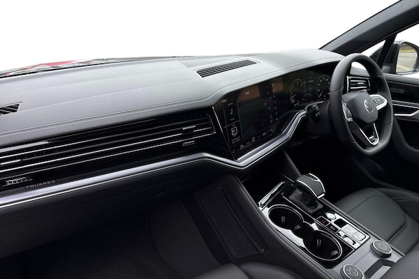 Used Volkswagen Touareg 2025 for sale - 75739985: Photo 14