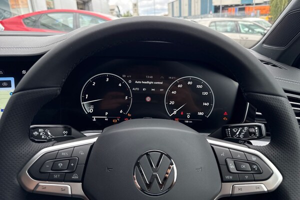 Used Volkswagen Touareg 2025 for sale - 75739985: Photo 34