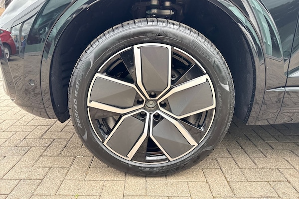 Used Volkswagen Touareg 2025 for sale - 75739985: Photo 9