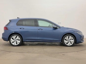 Used Volkswagen Golf 2025 for sale - 79297592: Photo