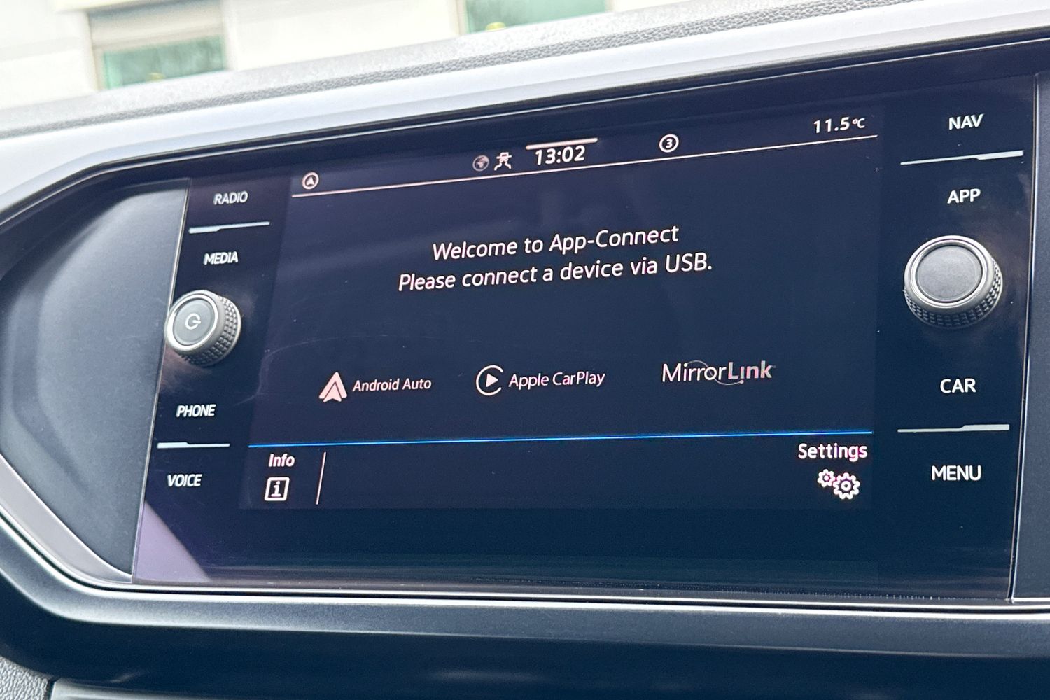 Used Volkswagen T-Cross 2022 for sale - 77500812: Photo 30