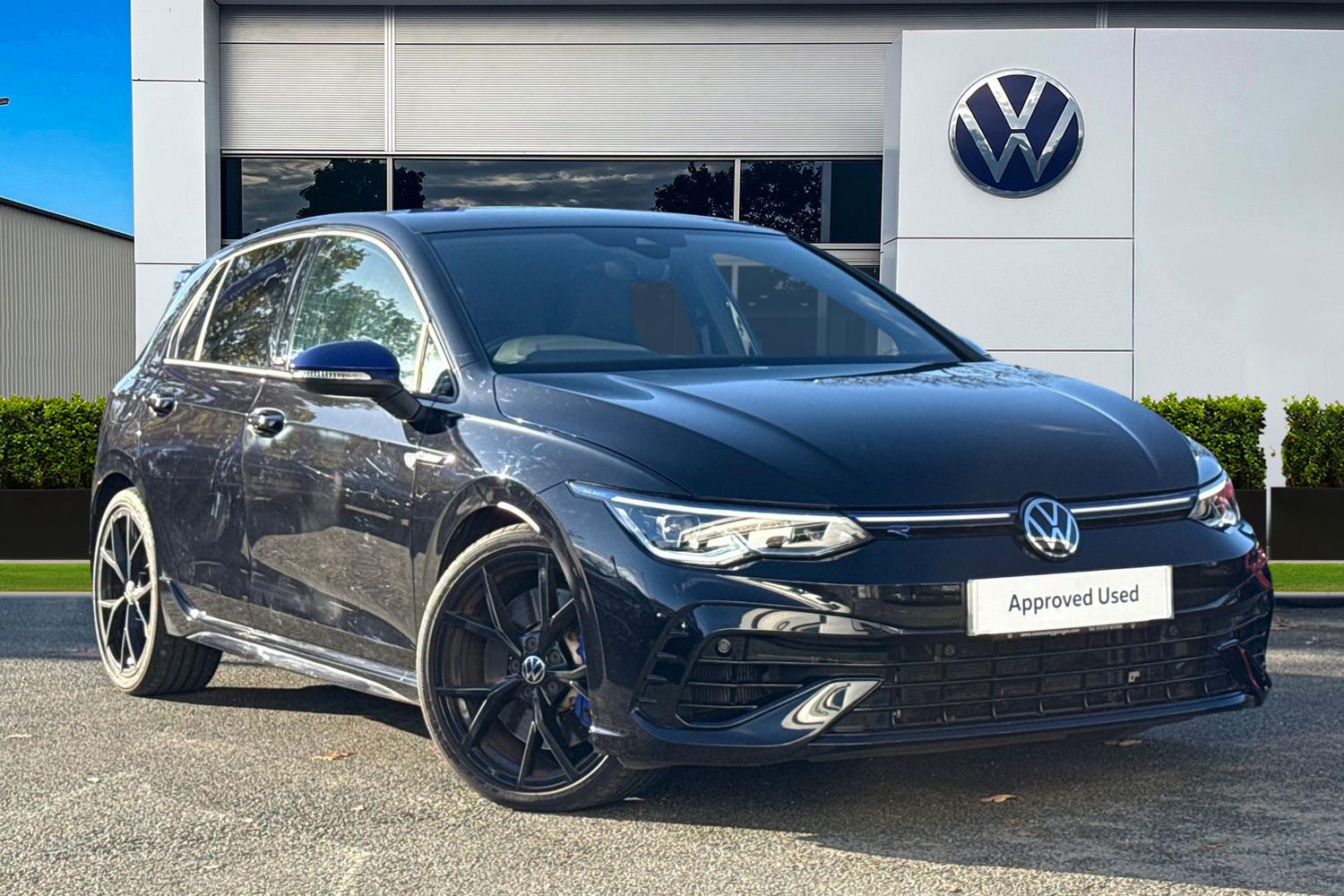 Used Volkswagen Golf 2024 for sale - 76665194: Photo 1