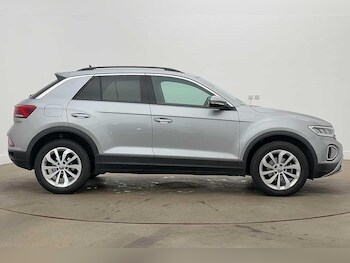 Used Volkswagen T-Roc 2025 for sale - 79206828: Photo