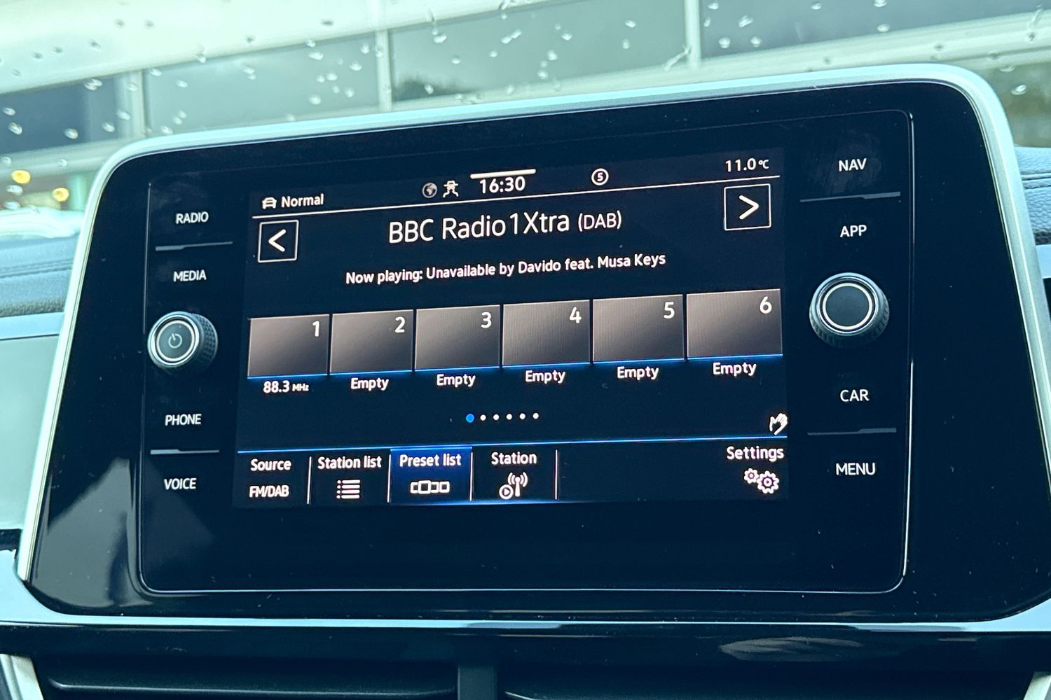 Used Volkswagen T-Roc 2024 for sale - 76374723: Photo 28
