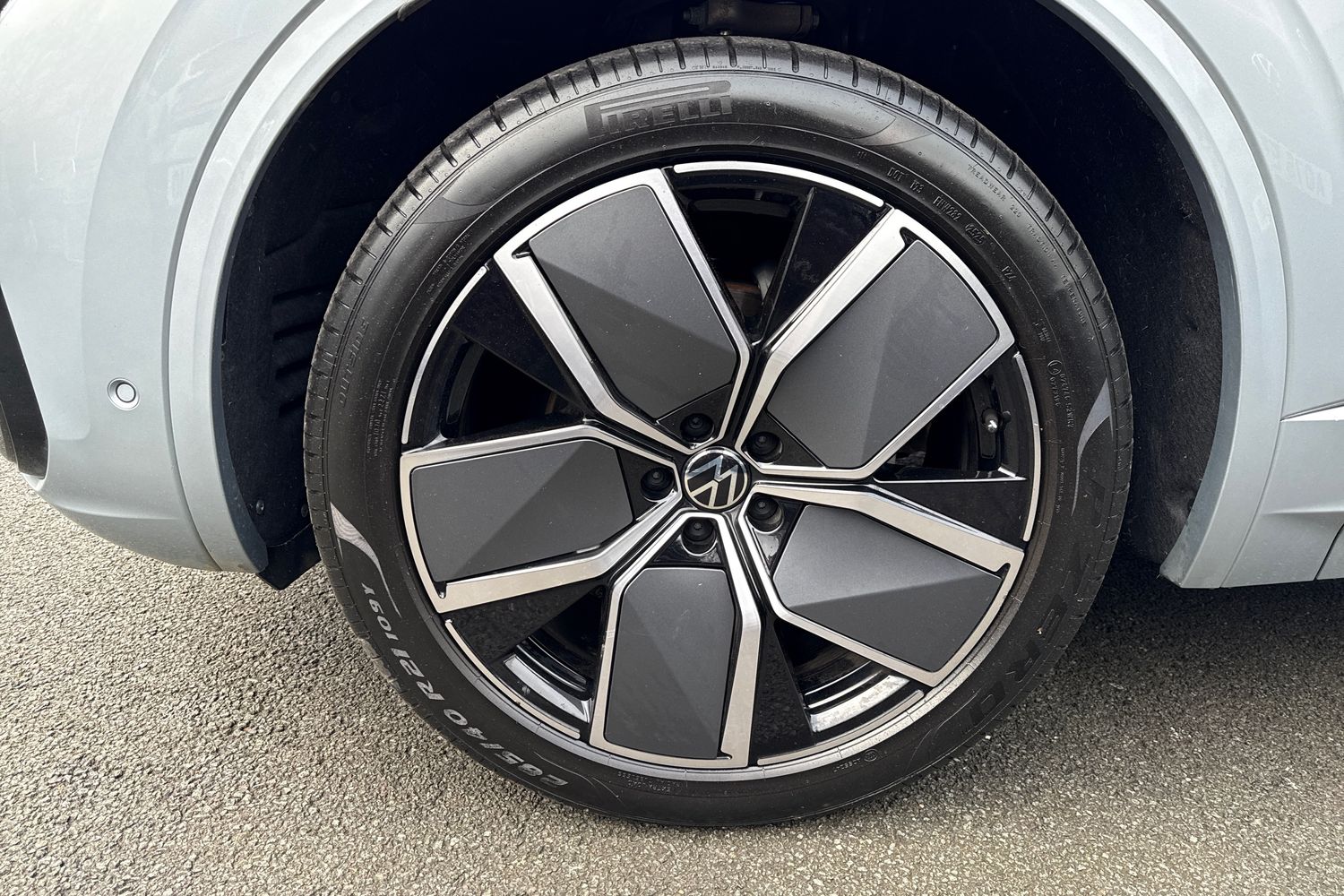 Used Volkswagen Touareg 2025 for sale - 77615849: Photo 13