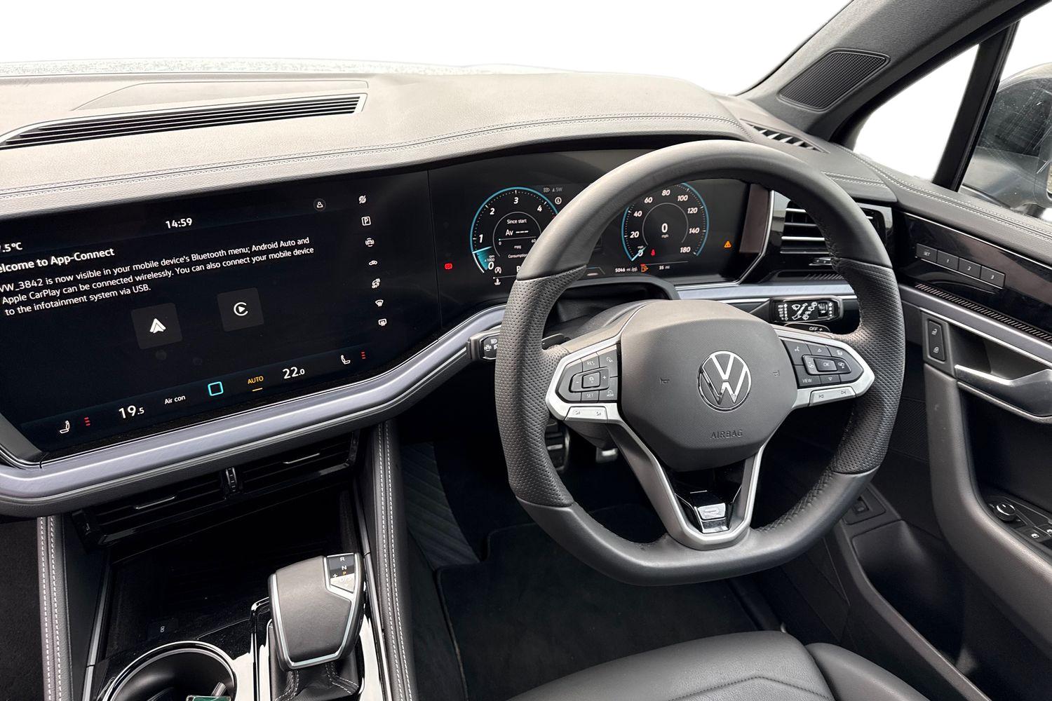 Used Volkswagen Touareg 2025 for sale - 77615849: Photo 18