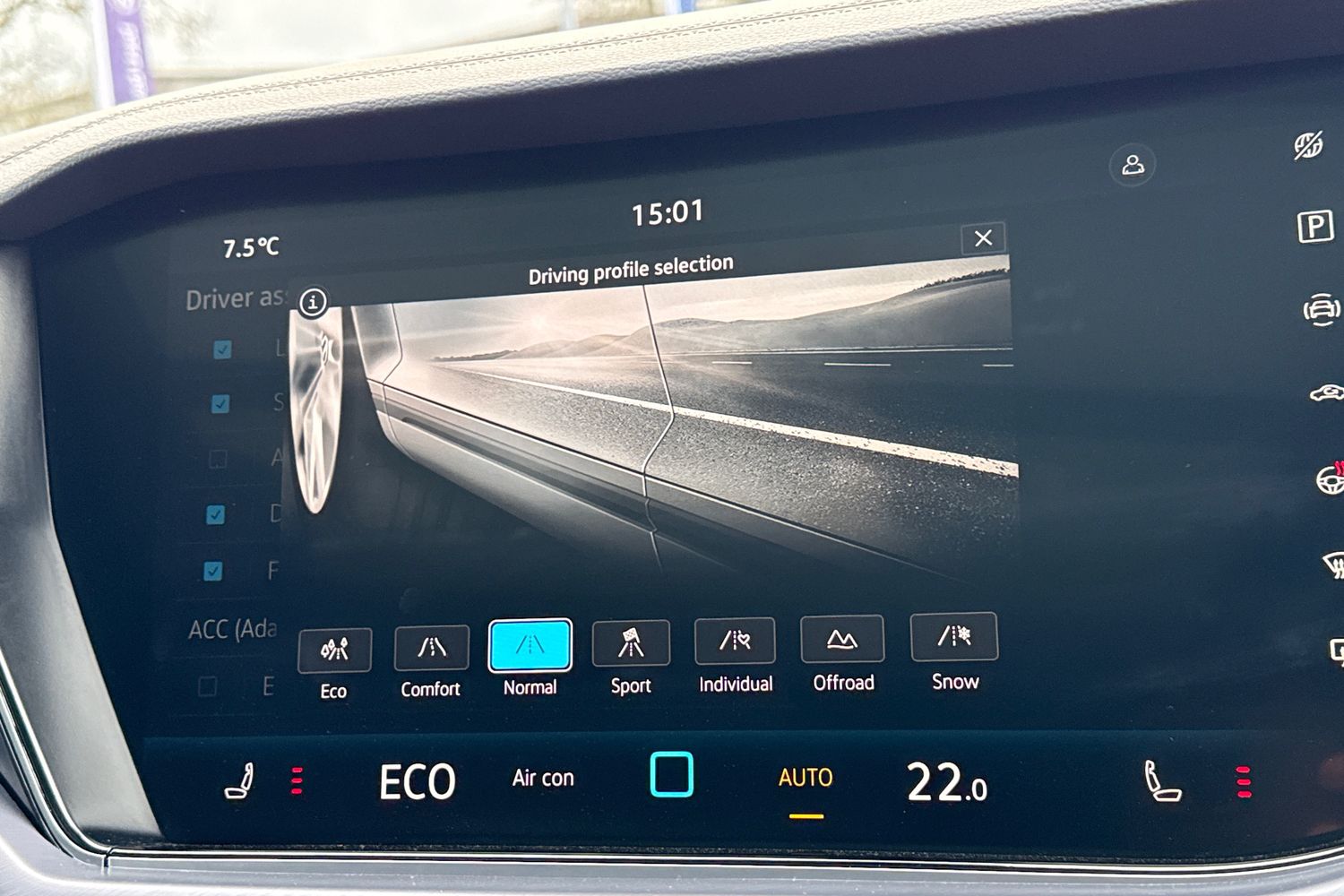 Used Volkswagen Touareg 2025 for sale - 77615849: Photo 35