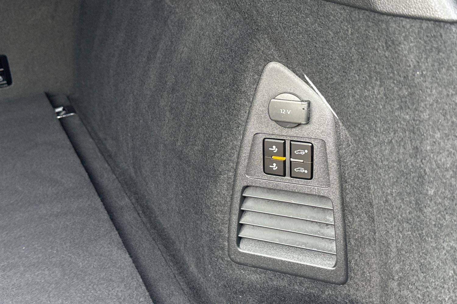 Used Volkswagen Touareg 2025 for sale - 77615849: Photo 45