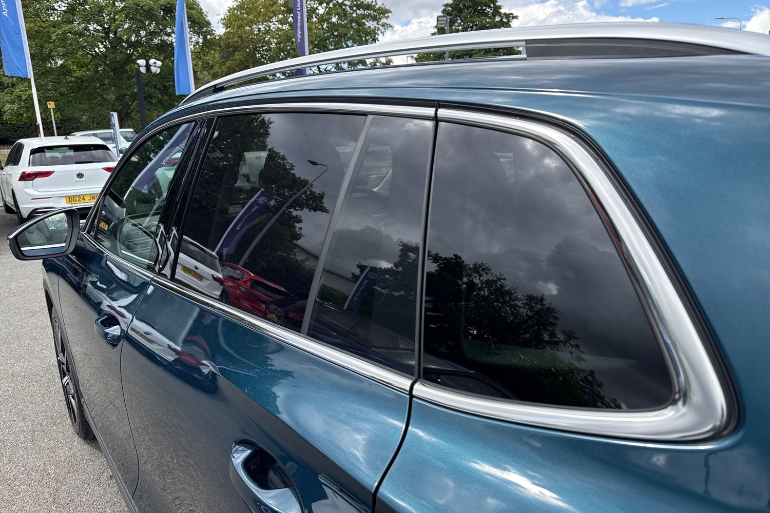 Vehicle 28