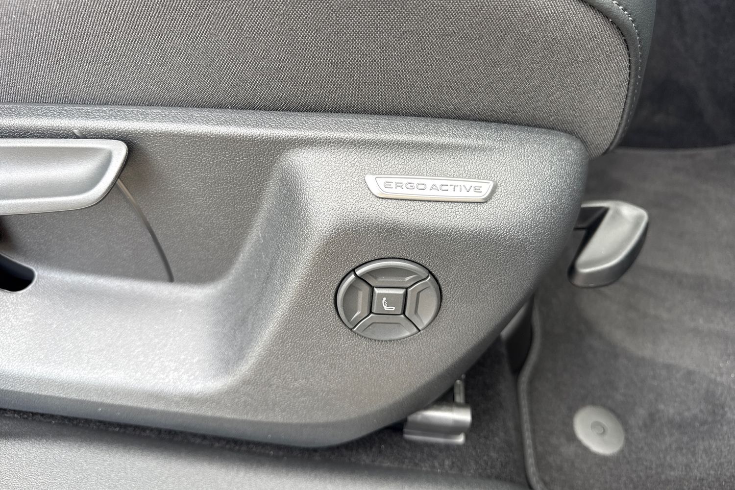Vehicle 33
