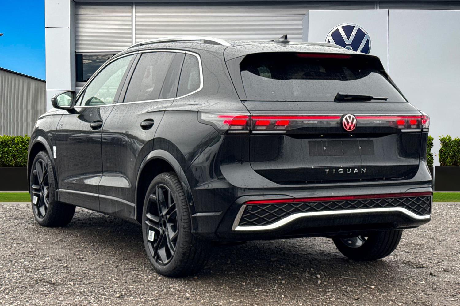 Used Volkswagen Tiguan 2026 for sale - 77302912: Photo 2