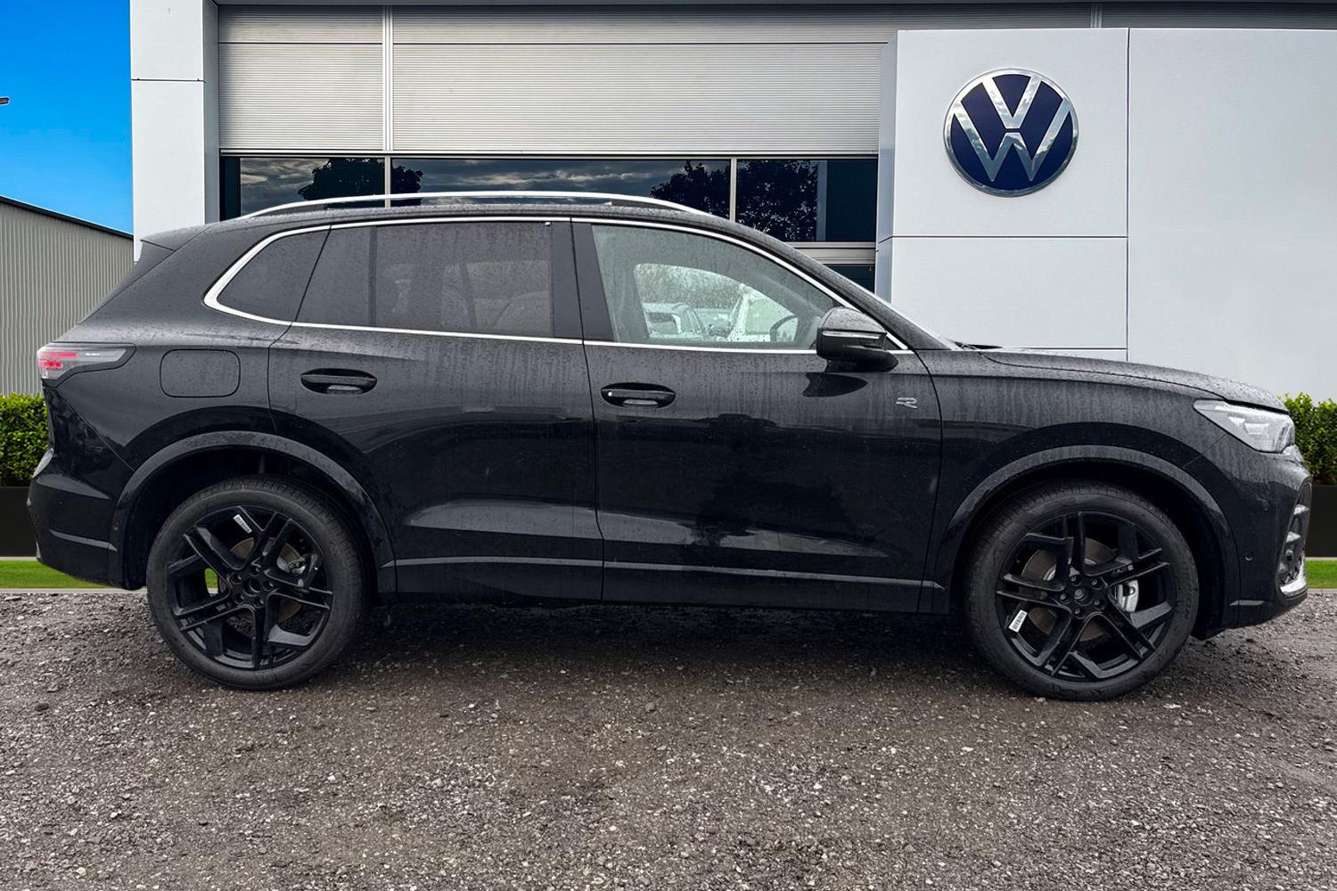 Used Volkswagen Tiguan 2026 for sale - 77302912: Photo 3