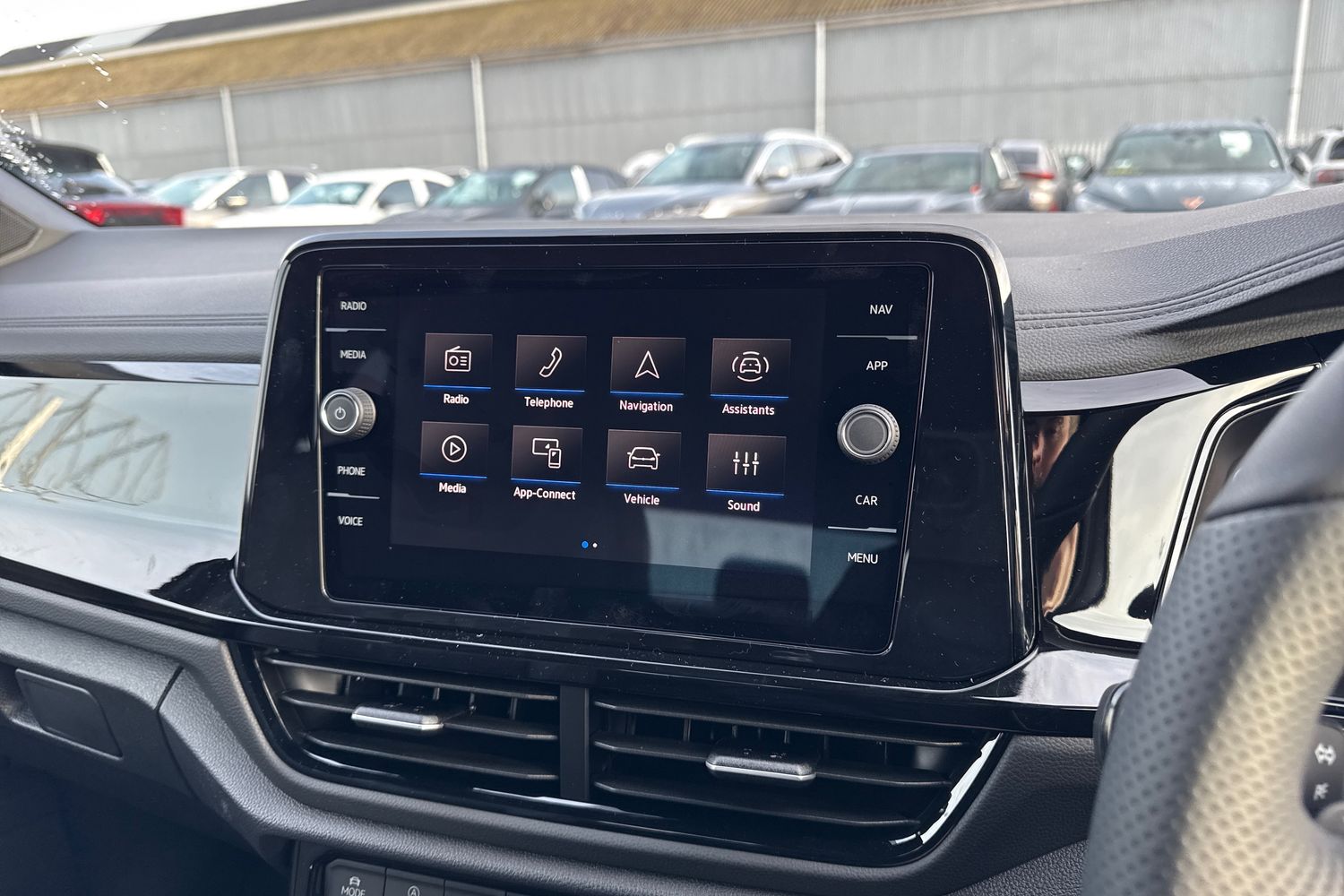 Used Volkswagen T-Roc 2026 for sale - 77943709: Photo 42