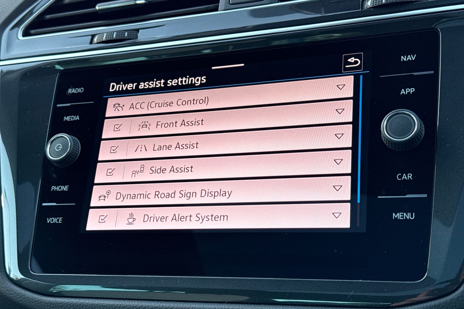 Used Volkswagen Tiguan 2023 for sale - 76746288: Photo 32