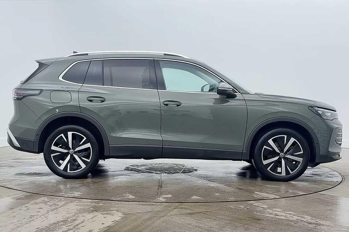 Used Volkswagen Tiguan 2025 for sale - 77779648: Photo 4