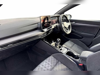 Used Volkswagen Golf 2025 for sale - 78832336: Photo
