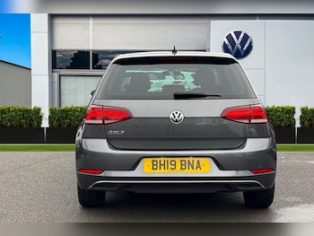 Used Volkswagen Golf 2019 for sale - 77337168: Photo