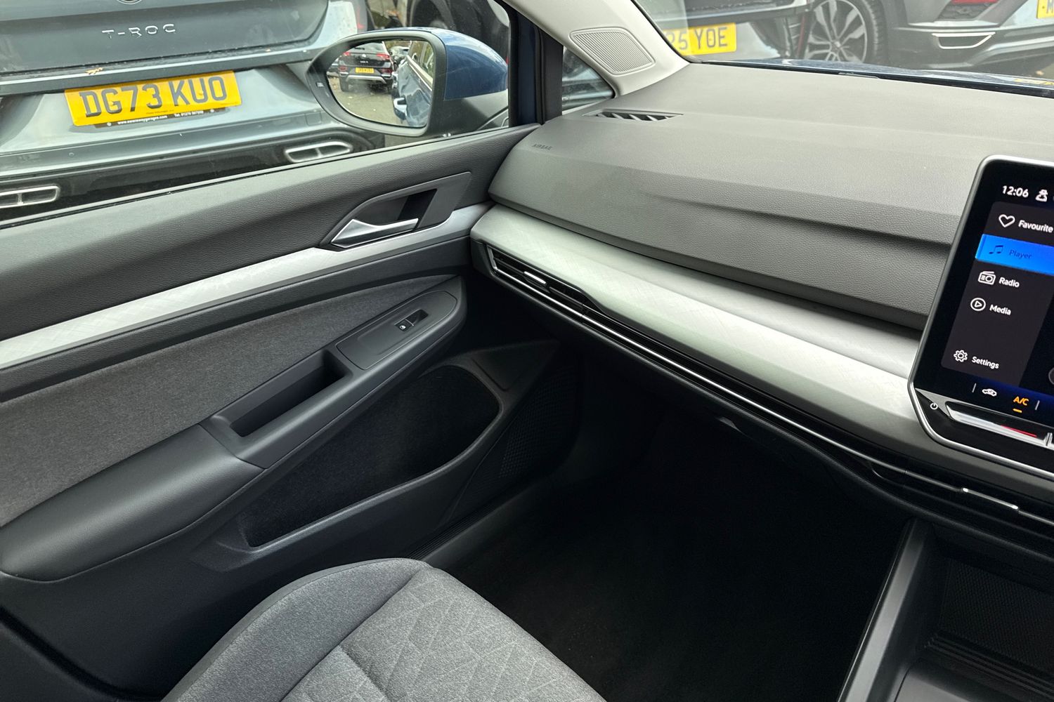 Used Volkswagen Golf 2024 for sale - 76469281: Photo 15