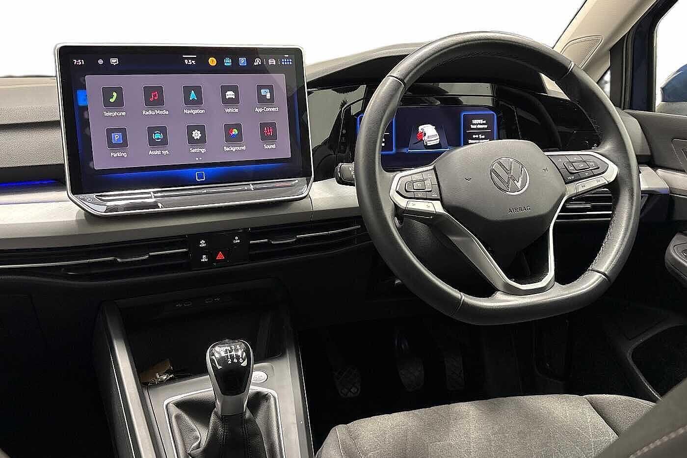 Used Volkswagen Golf 2024 for sale - 76469281: Photo 2