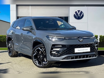 Used Volkswagen Touran 2025 for sale - 77742181: Photo