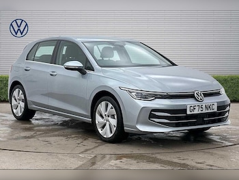 Used Volkswagen Golf 2025 for sale - 79537444: Photo