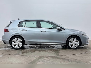 Used Volkswagen Golf 2025 for sale - 79537444: Photo