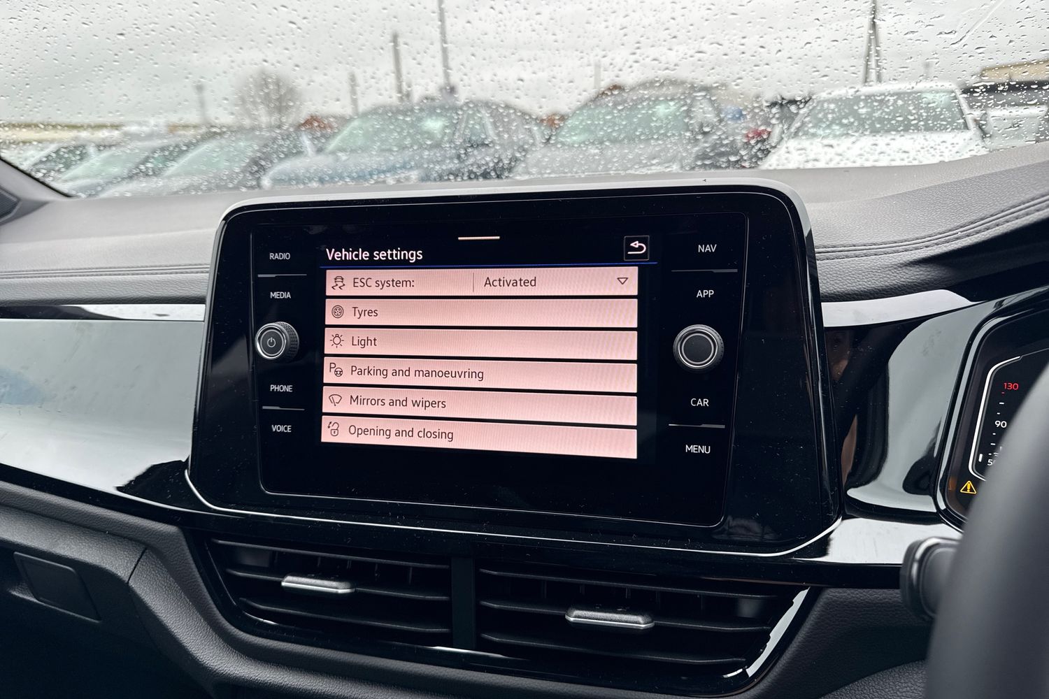 Used Volkswagen T-Roc 2025 for sale - 76896144: Photo 48