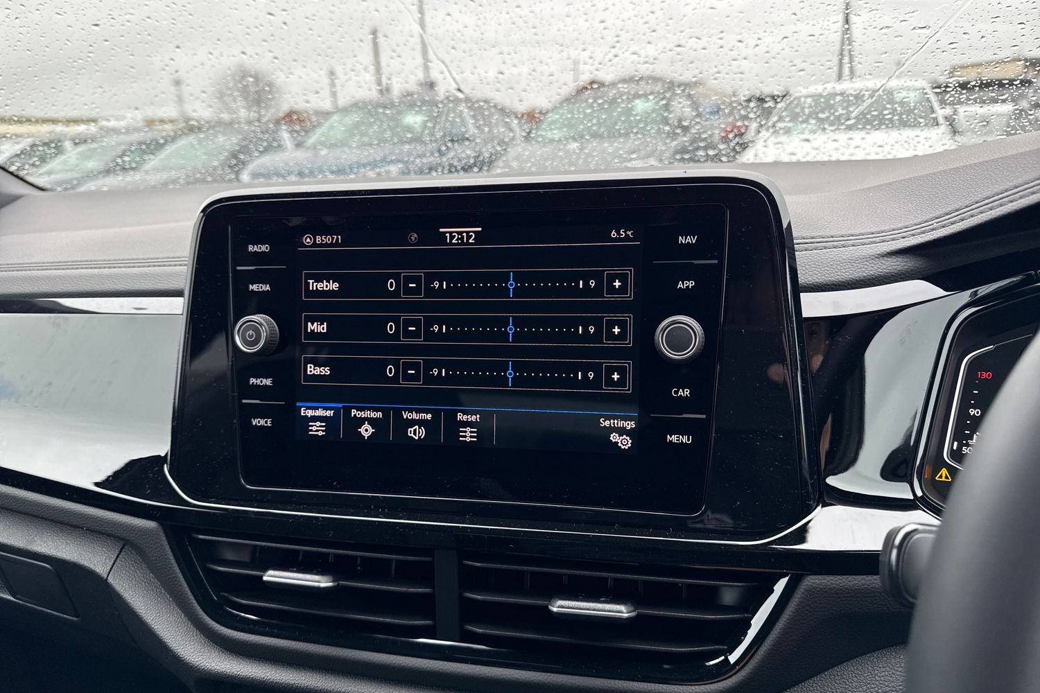 Used Volkswagen T-Roc 2025 for sale - 76896144: Photo 51