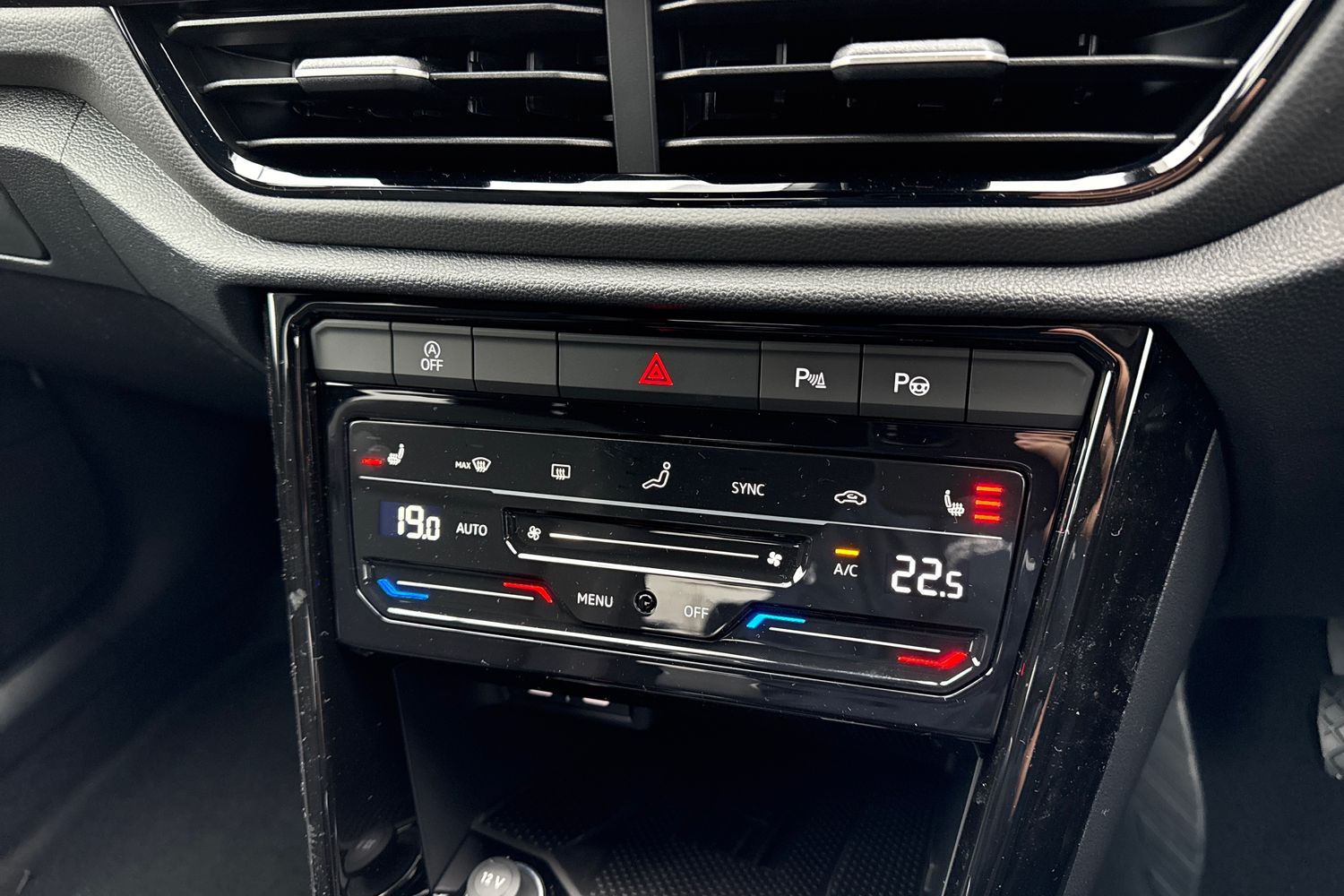 Used Volkswagen T-Roc 2025 for sale - 76896144: Photo 54