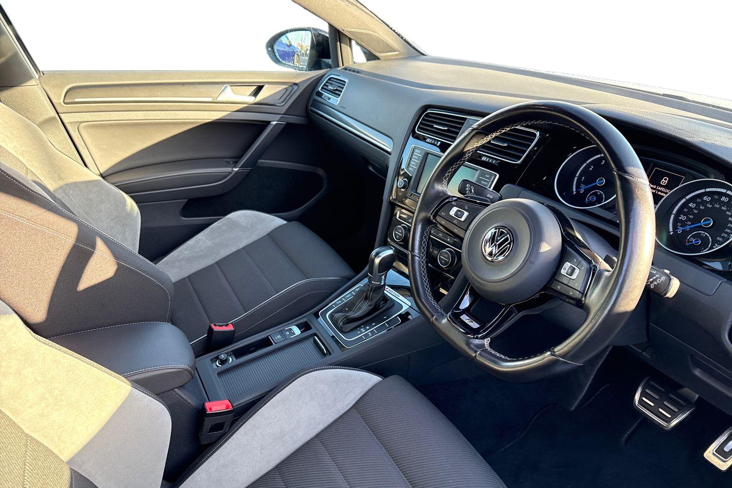 Used Volkswagen Golf 2017 for sale - 77135289: Photo 14