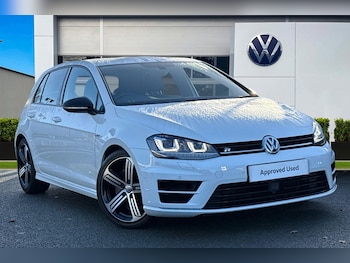 Used Volkswagen Golf 2017 for sale - 77135289: Photo