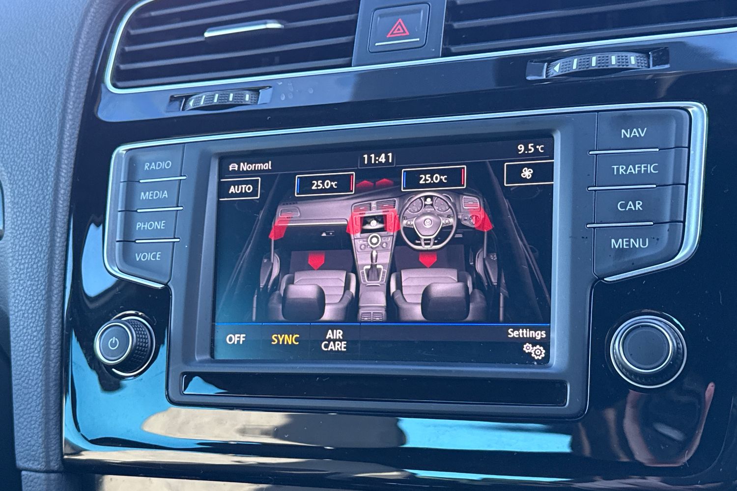 Used Volkswagen Golf 2017 for sale - 77135289: Photo 22