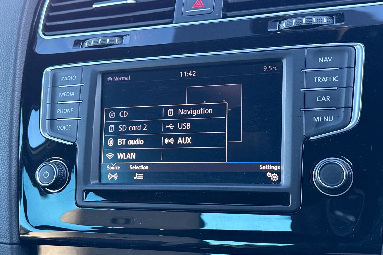 Used Volkswagen Golf 2017 for sale - 77135289: Photo 27