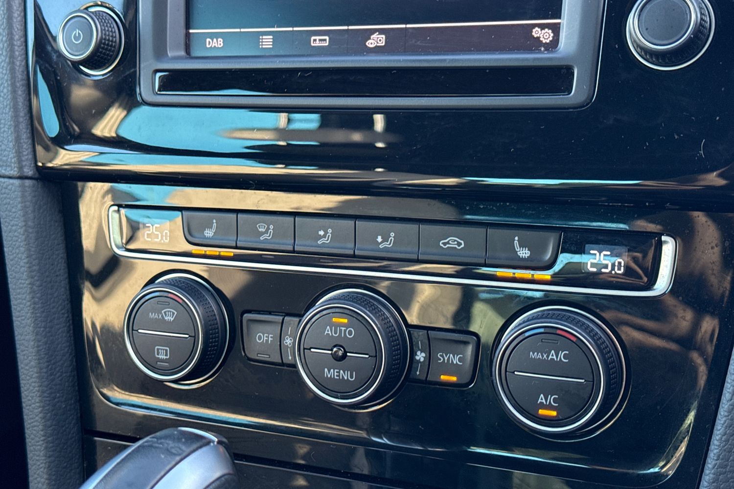 Used Volkswagen Golf 2017 for sale - 77135289: Photo 31